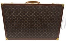 Louis Vuitton Bisten 70 Monogram Hard-Sided Suitcase M21324 Keys Cover
